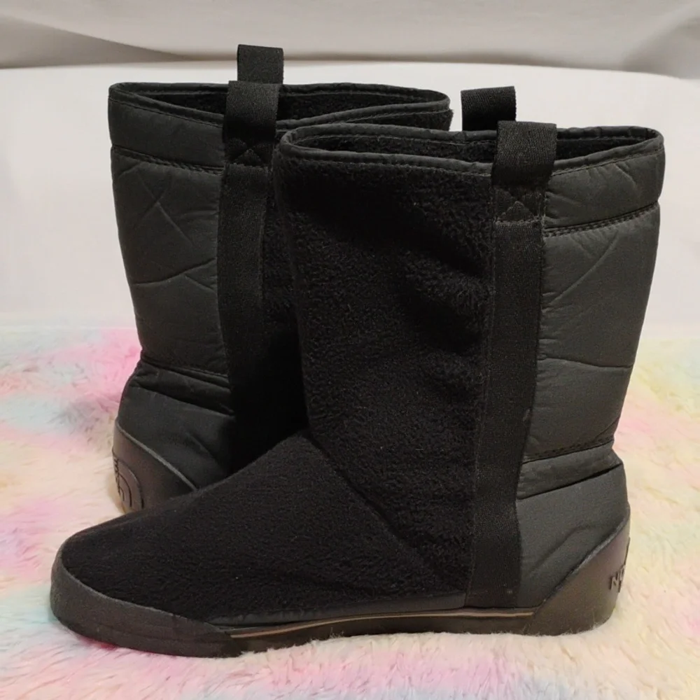 (D-56) The North Face Women's Winter Boots Sz.9 Gently Worn
